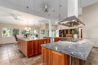 5653 Shirley Avenue, Tarzana, CA 91356 - Photo 12