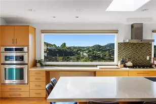 23722 Summit, Calabasas, CA 91302 - Photo 10
