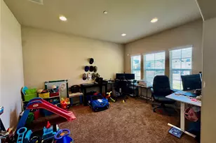 5702 Morning Breeze, Bakersfield, CA 93314 - Photo 12