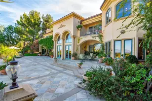 18933 La Montana Pl, Tarzana, CA 91356 - Photo 52