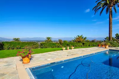 18933 La Montana Place, Tarzana, CA 91356 - Photo 58