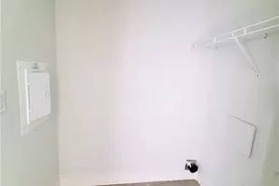 8100 Foothill Blvd, Sunland, CA 91040 - Photo 14