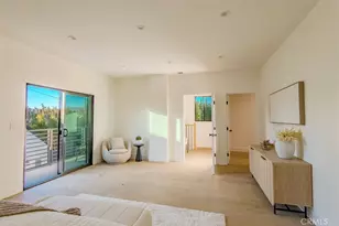 323 S Orange Dr, Los Angeles, CA 90036 - Photo 22