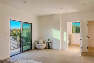 323 S Orange Dr, Los Angeles, CA 90036 - Photo 26