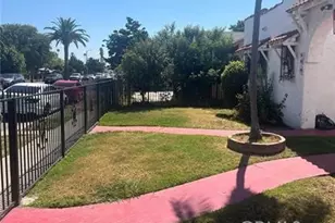 726 W 76th, Los Angeles, CA 90044 - Photo 4