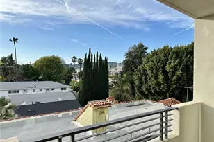 5820 La Mirada Ave, Los Angeles, CA 90038 - Photo 4