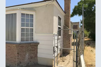 415 Kern Street, Taft, CA 93268 - Photo 12