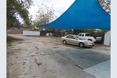 1129 W Rialto Ave, San Bernardino, CA 92410 - Photo 12