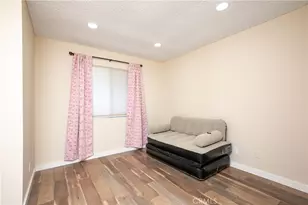26922 Flo, Canyon Country, CA 91351 - Photo 12