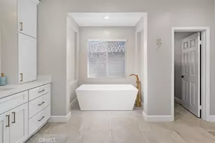 29231 Black Pine Way, Saugus, CA 91390 - Photo 38