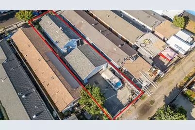 1766 E 105th, Los Angeles, CA 90002 - Photo 8