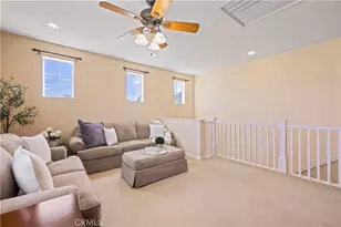 30351 June Rose Ct, Castaic, CA 91384 - Photo 24