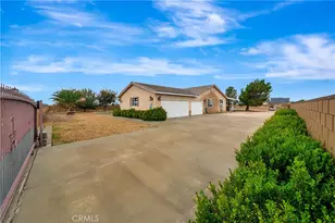 8347 W Ave D10, Lancaster, CA 93536 - Photo 4