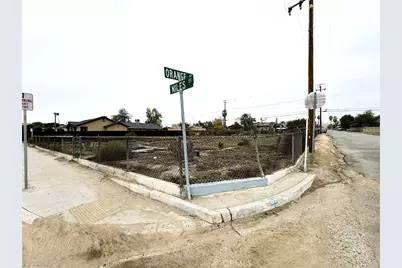 1836 Niles, Bakersfield, CA 93305 - Photo 2