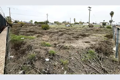 1836 Niles, Bakersfield, CA 93305 - Photo 8