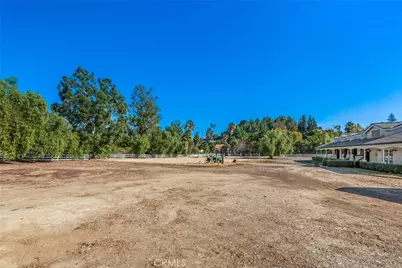 5547 Paradise Valley Road, Hidden Hills, CA 91302 - Photo 4