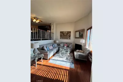 19230 Wyandotte #14, Reseda, CA 91335 - Photo 6