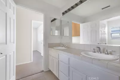 11205 Salerno, Porter Ranch, CA 91326 - Photo 32