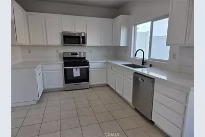 12378 Blazing Star, Victorville, CA 92392 - Photo 8