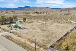 6173 Holiday, Rosamond, CA 93560 - Photo 22