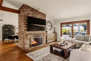 22370 Algunas Rd, Woodland Hills, CA 91364 - Photo 12