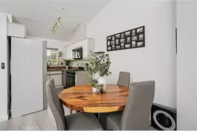 11377 Osborne Place #13, Sylmar, CA 91342 - Photo 8