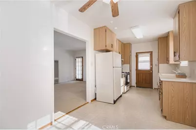 6900 Aura Avenue, Reseda, CA 91335 - Photo 6