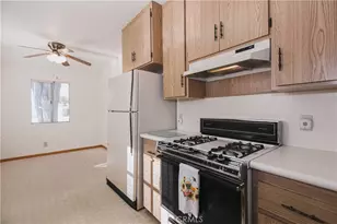 6900 Aura Ave, Reseda, CA 91335 - Photo 10