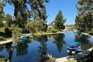 23024 Park Sorrento, Calabasas, CA 91302 - Photo 2