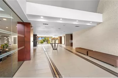 7250 Franklin #406, Los Angeles, CA 90046 - Photo 2