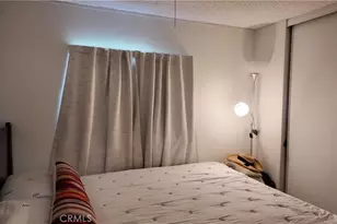 7560 Woodman Pl, Van Nuys, CA 91405 - Photo 10