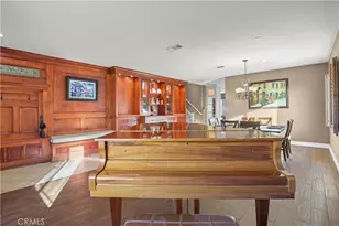 29724 Castlebury, Castaic, CA 91384 - Photo 4