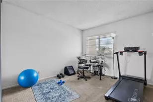 25736 Player Dr, Valencia, CA 91355 - Photo 6