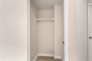 11384 Dronfield, Pacoima, CA 91331 - Photo 12