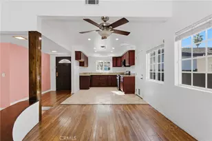 22727 Collins, Woodland Hills, CA 91367 - Photo 14