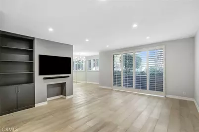 4949 Genesta Avenue #104, Encino, CA 91316 - Photo 2