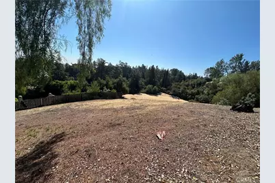 5075 Hood Drive, Woodland Hills, CA 91364 - Photo 6