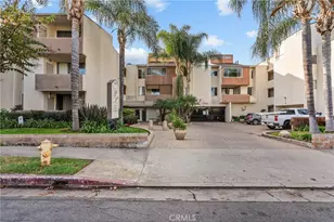 5325 Newcastle, Encino, CA 91316 - Photo 2