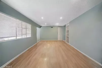 14305 Osborne Street, Panorama City, CA 91402 - Photo 12
