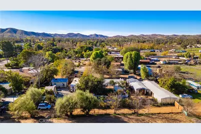 22260 Deprad, Perris, CA 92570 - Photo 20