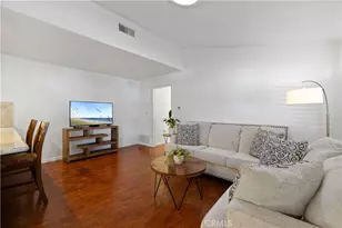 19348 Ave Of The Oaks, Newhall, CA 91321 - Photo 8