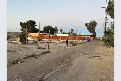 226 E Fredricks, Barstow, CA 92311 - Photo 20