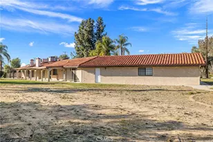 43041 Mayberry, Hemet, CA 92544 - Photo 70