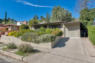 21501 Velicata Street, Woodland Hills, CA 91364 - Photo 44