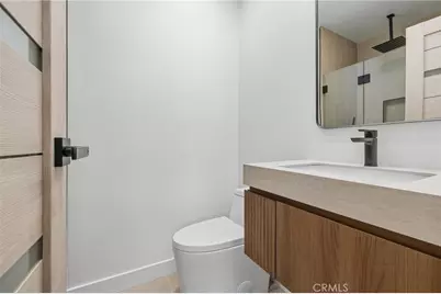 9502 Via Salerno, Burbank, CA 91504 - Photo 24