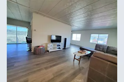 27361 Sierra Highway #198, Canyon Country, CA 91351 - Photo 4