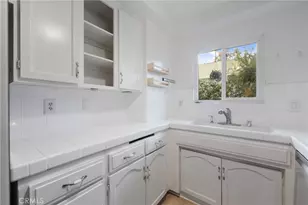 1355 N Sierra Bonita Ave, West Hollywood, CA 90046 - Photo 10