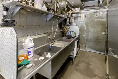 21620 Roscoe #21602-21604, Canoga Park, CA 91304 - Photo 14