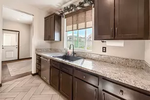 458 Edgewood Dr, Fillmore, CA 93015 - Photo 16