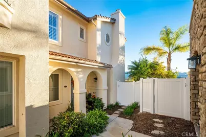 24332 Lorenzo, Valencia, CA 91355 - Photo 4